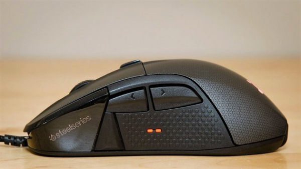 Обзор SteelSeries Rival 700